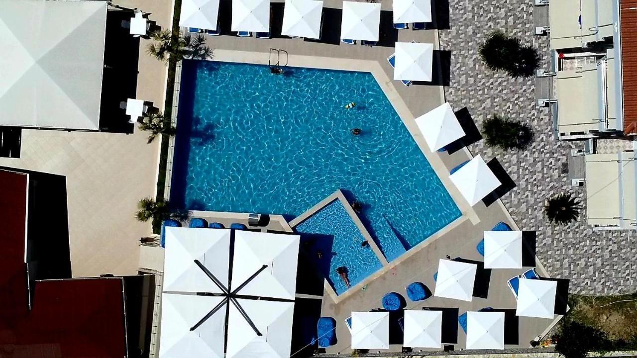 Hotel Beach Restaurant Fabio Borsh Eksteriør billede